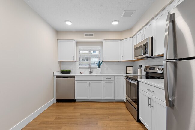 Tamarac Apartments