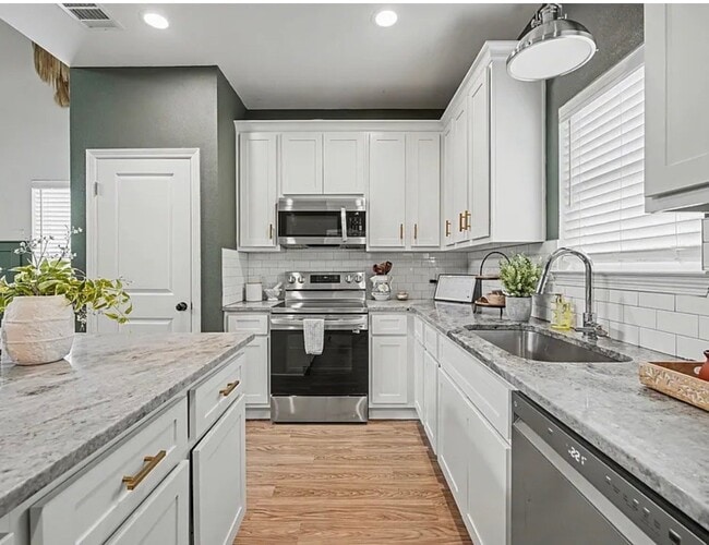 Photo - 507 N Logan Ave