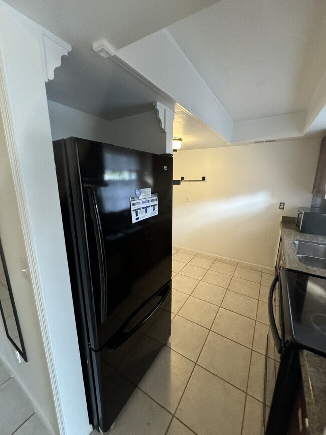 Photo - Charming 2-Bedroom Duplex with Fireplace i...