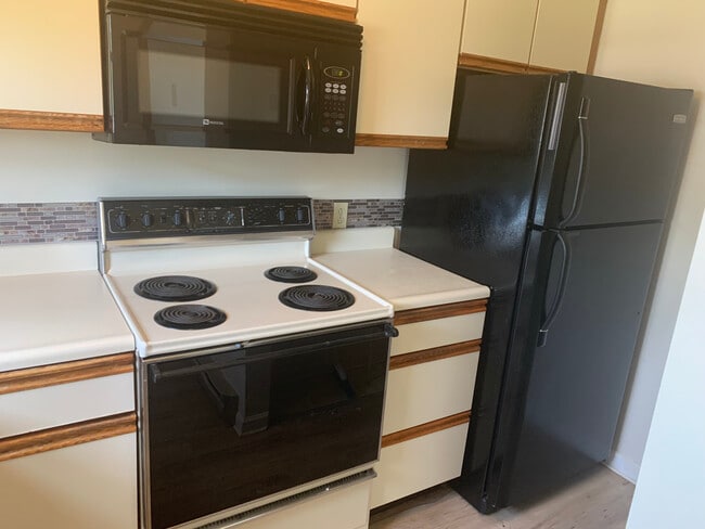 Photo - Oakwood Townhomes