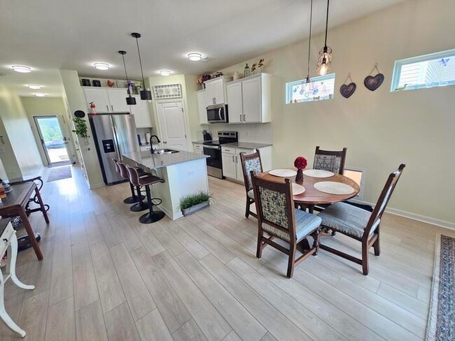 Photo - Beautiful Like-New 3BR/2BA Home in Boykin Hills