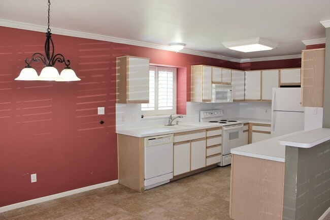 Photo - 347 Stone Hill Dr