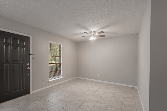 Photo - 3011 Sand Dr