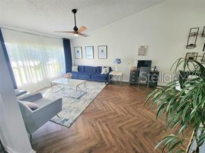 Photo - 908 Alsace Dr