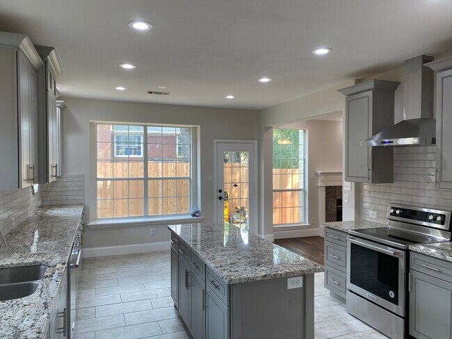 Photo - 306 Rivercove Dr