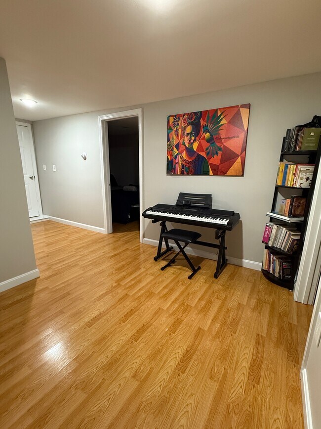 Photo - 273 Dorchester St
