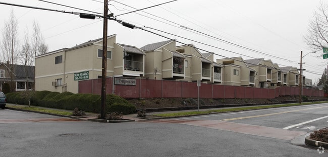 Photo - Evergreen East Apartments