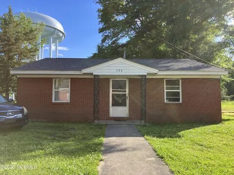 Photo - 704 Beamon St House