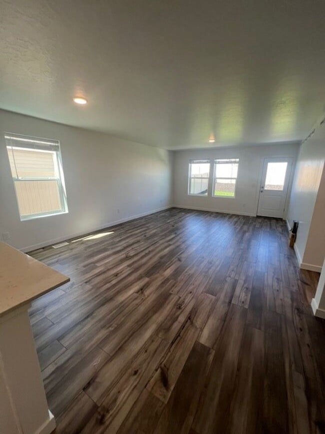 Photo - Newer 4 bed 2.5 bath home in Caldwell, just off Middleton Rd and Ward Rd.