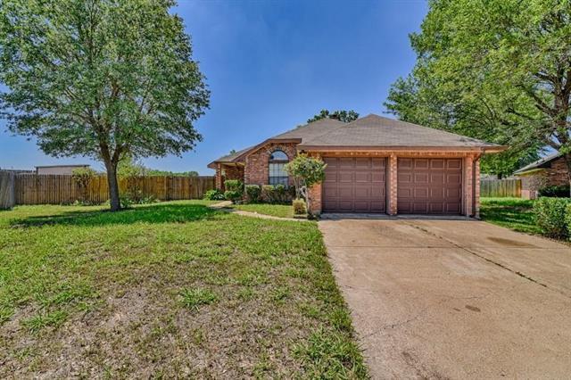 Photo - 5500 Silver Maple Dr House