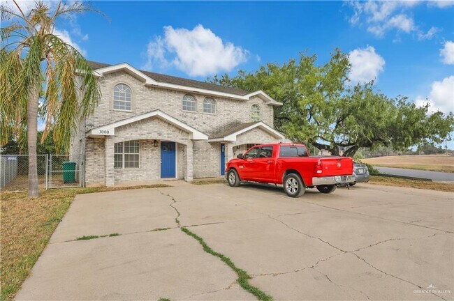16 Ashley Dr