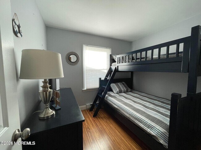 113 Lincoln Ave Unit 4