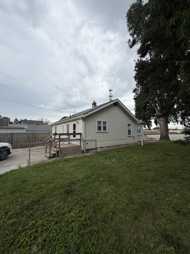 Photo - 1412 N Harris Ave