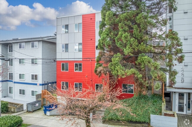 Photo - A&T Investments