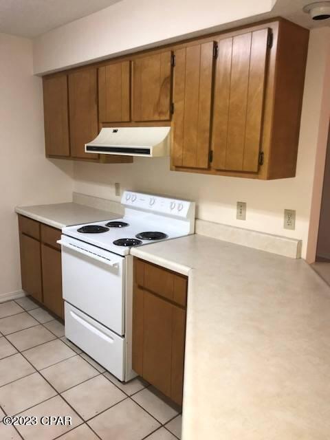 Photo - 230 Collinfurst Square