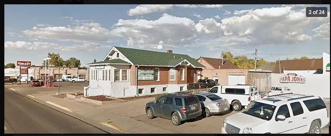 Building Photo - 555 B