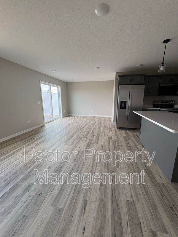 Photo - 3208 Scotch Ln