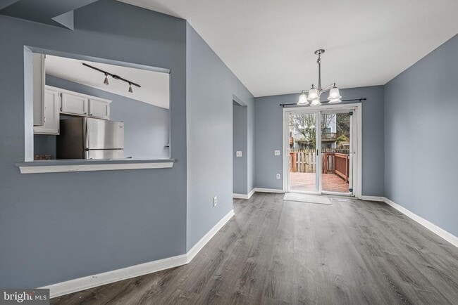 Photo - 30 Woodhollow Ct