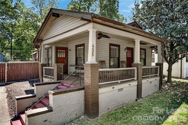 405 Walnut Ave