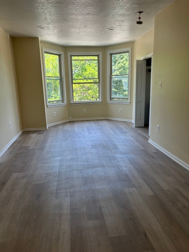 Photo - 2213 N 33rd St Unit 2