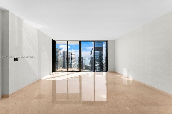 Photo - 88 SW 7th St Unit 3907