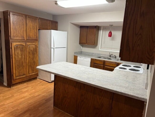 Photo - 2 Bedroom, 1 Bath, 1 Car Garage, Appliance...