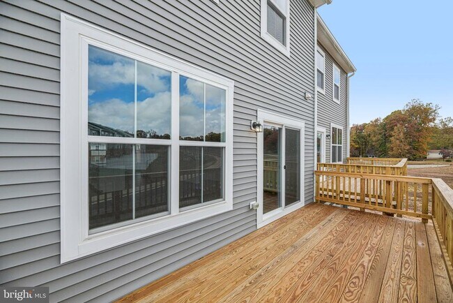 Photo - 8816 Selby Ct