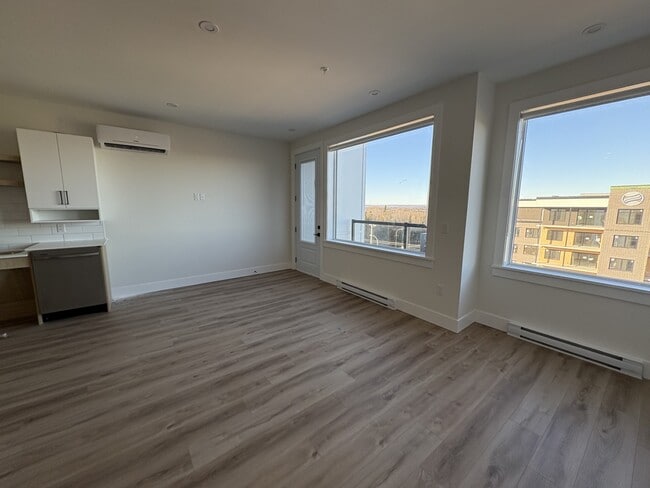 Photo - 1035 Melanson Rd Unit 609