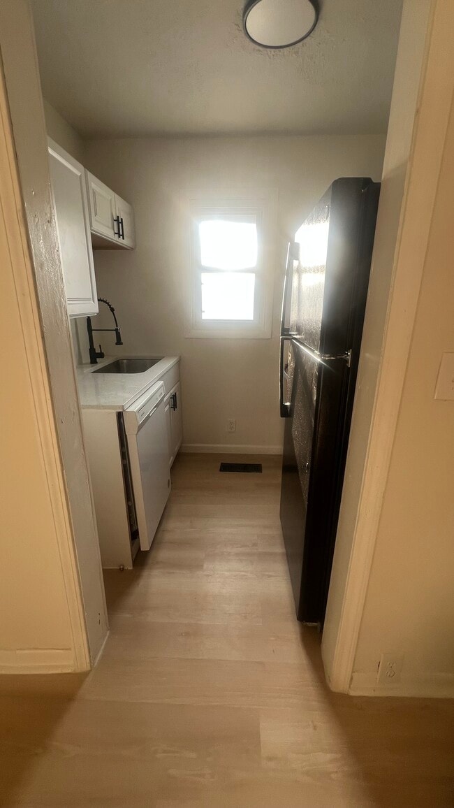Photo - 1502 Hunter Ave