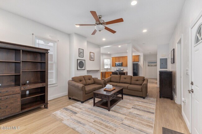 Photo - 2210 15th St