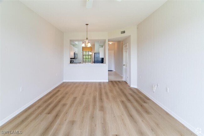 Building Photo - 3960 Loblolly Bay Dr Unit 306 Rental