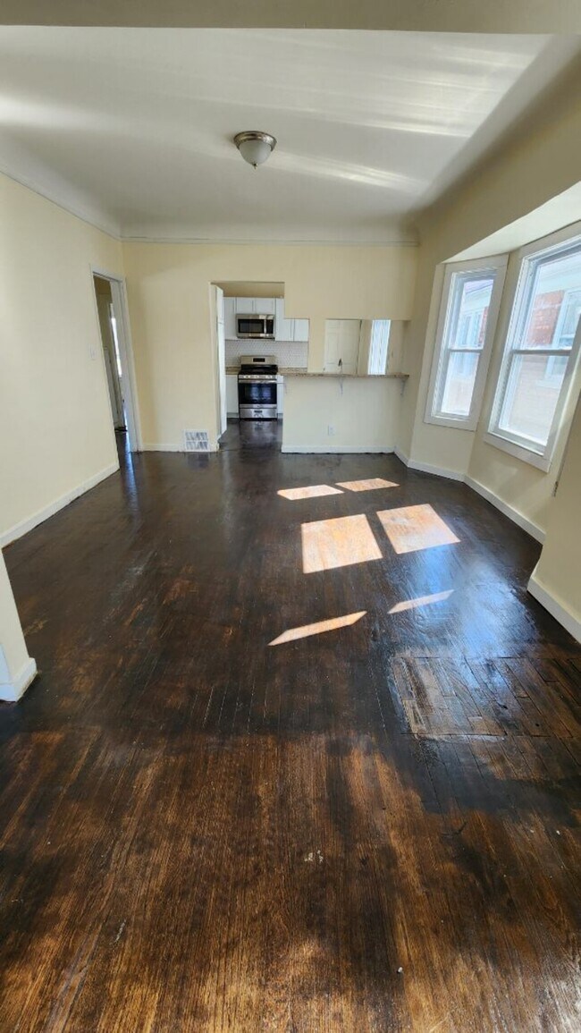 Lawrence Condo Unit 1 Condo for Rent in Detroit, MI