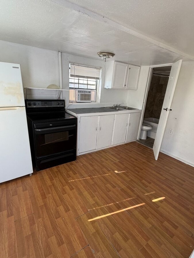 Photo - 1907 S H St Unit 1907 B