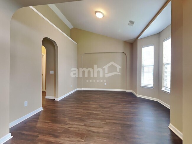 Photo - 729 Bent Hickory Rd