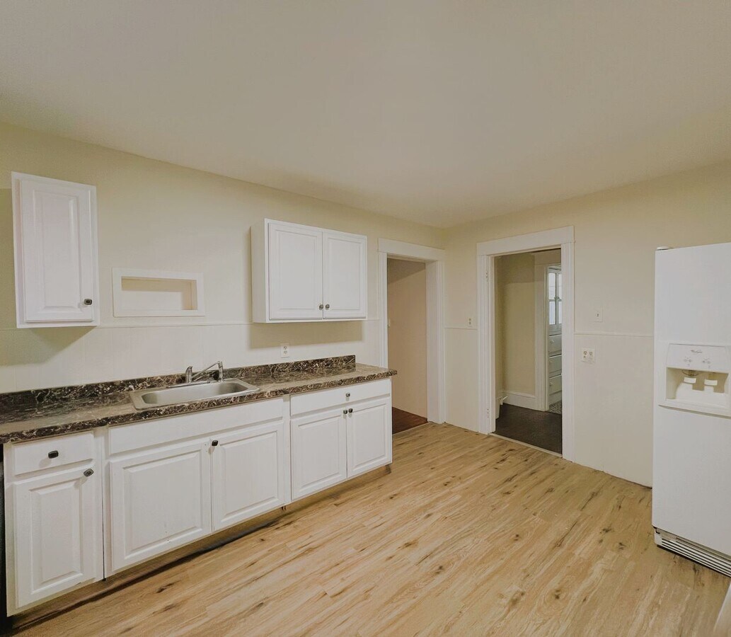 454/456 Tyler Street - 454/456 Tyler Street Unidad 454 Tyler Street Apt #1