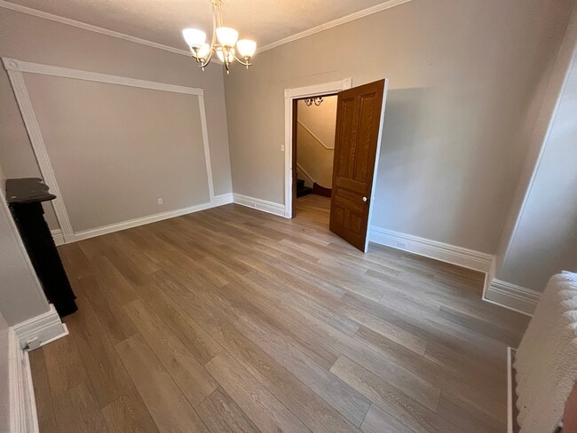 Photo - Charming 4-Bedroom + loft Victorian Home i...