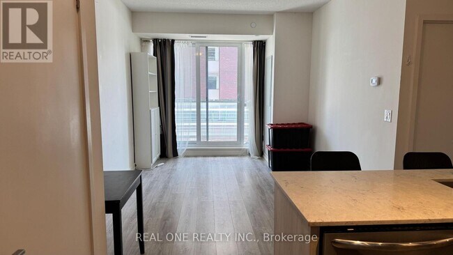 Photo - 200 Sackville St Unit 402