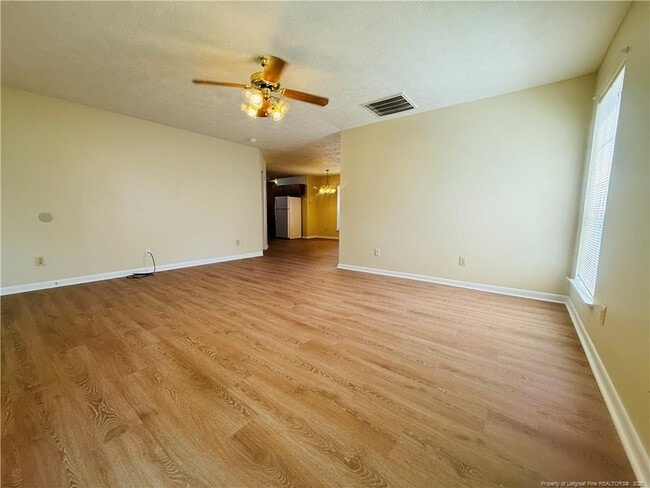 Photo - 2040 Glenwick Dr