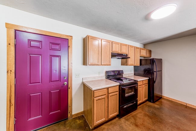 2505 W 58th St