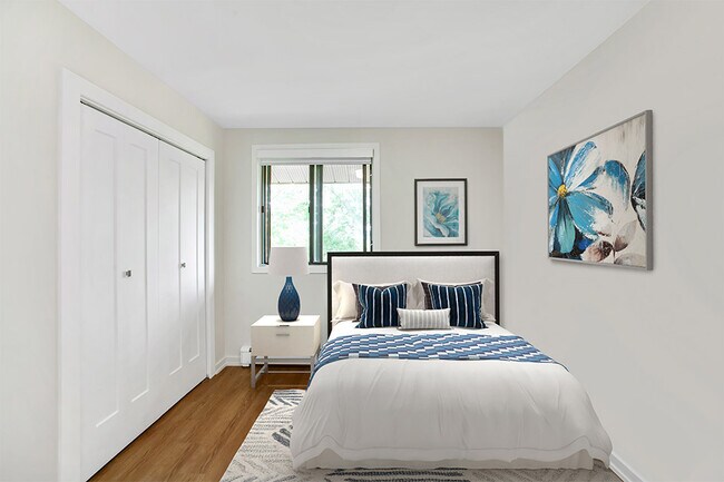 Photo - Chestnut Court