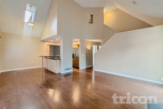 Photo - 5 Oak Shore Dr