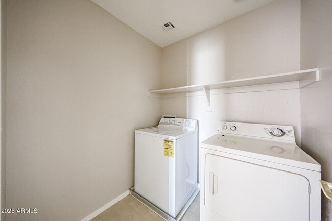 Photo - 9326 W Williams St