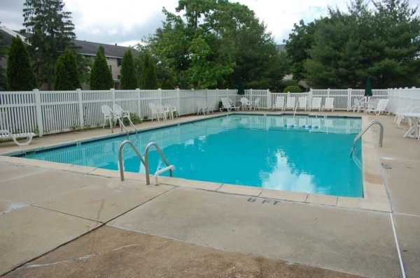 Pool - Cedar Tree Village Apartments