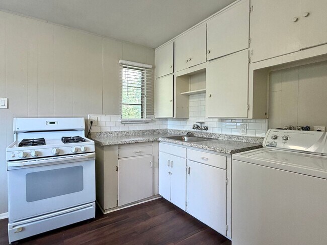 Photo - 1813 Wayne St