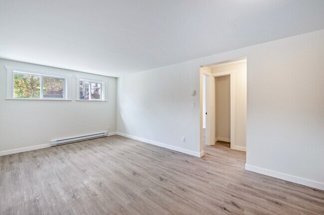 9250 Edward St Unit 004