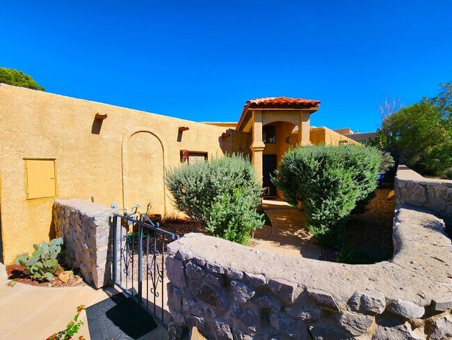 Photo - 2050 Pinecone Way