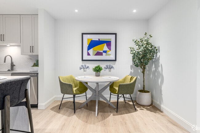 2BR, 2BA - 1,409SF - Dining Room - Bowling Brook Apartments