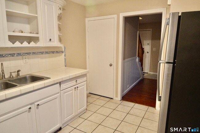 Photo - 136 Forest Rd