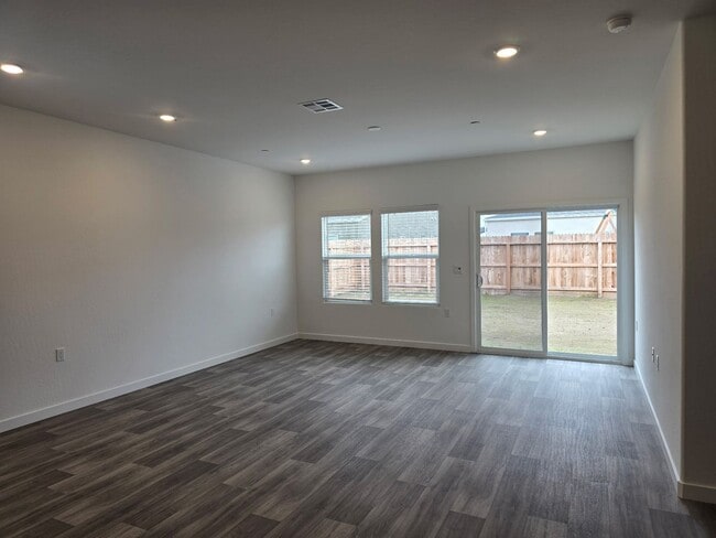 Photo - 3 BR 2 BA New Build home available now