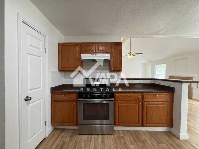 Photo - 5114 Woodlake Pkwy